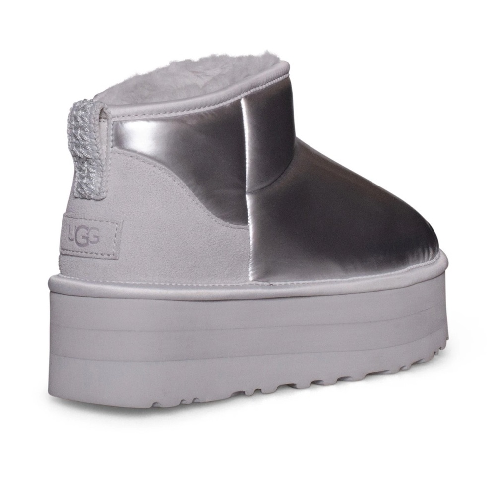 UGG Ultra Minis Platform Metallic Silver Suede Boots Size 9 NWT - Picture 2 of 5
